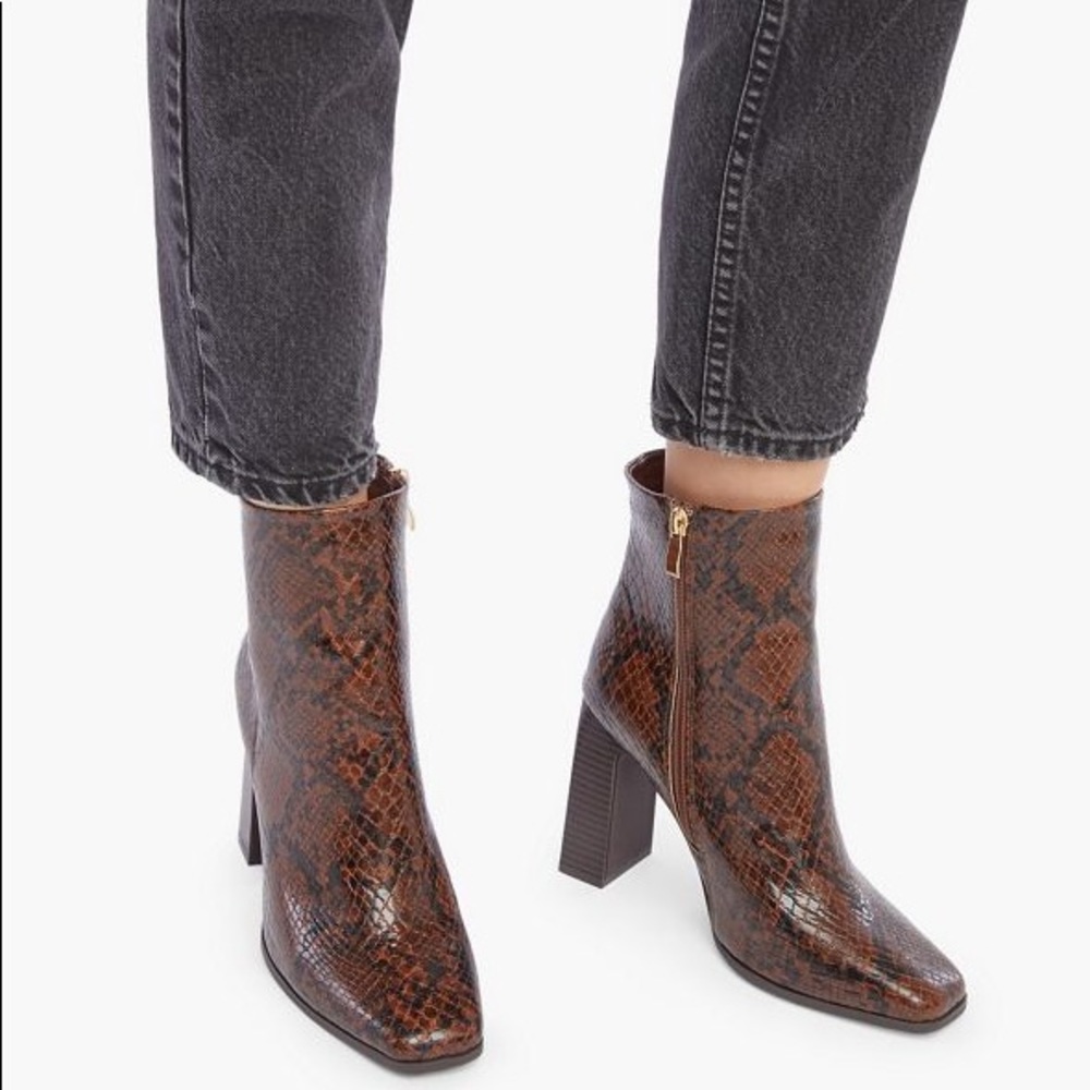 ✨ Block Healed- comfy booties ✨